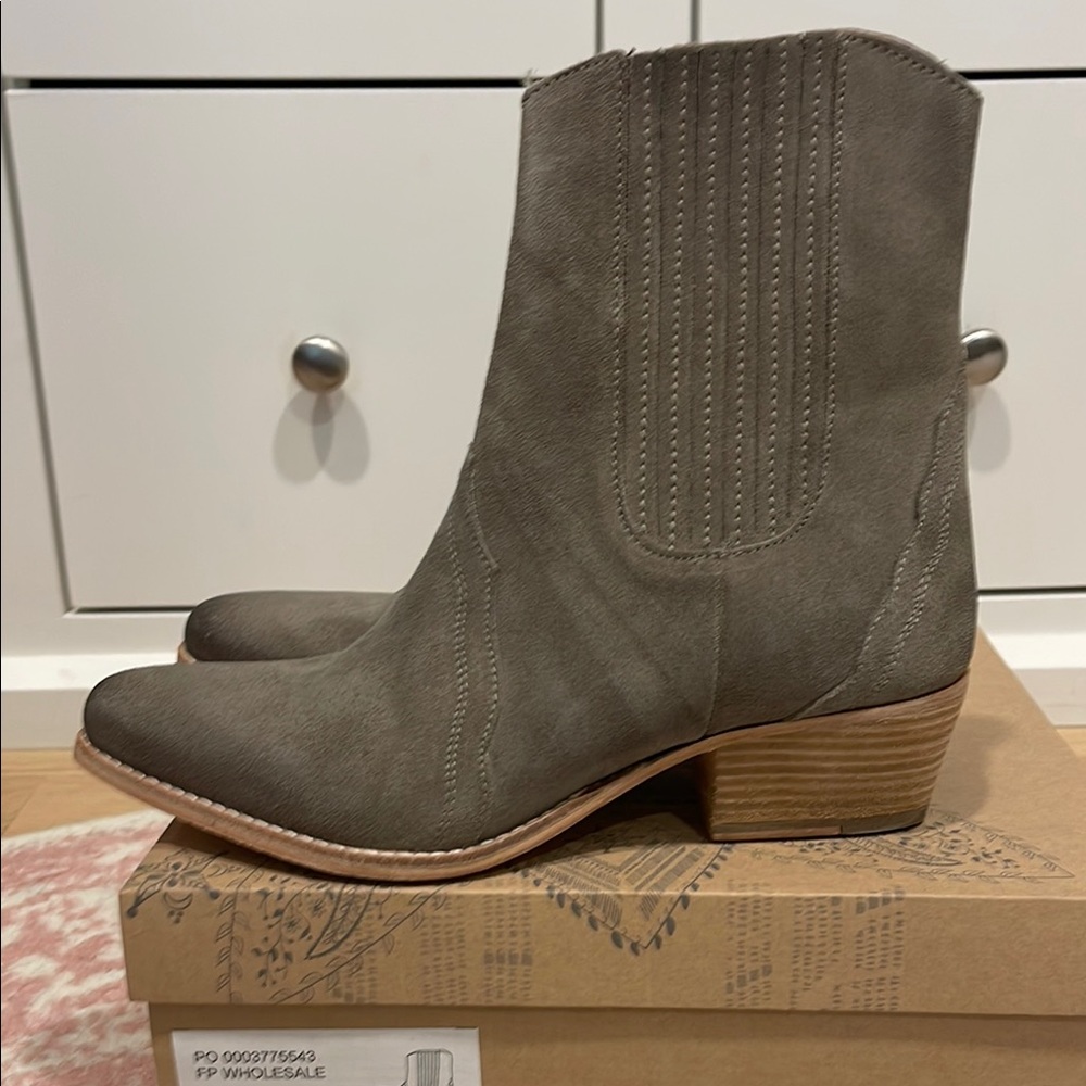 Free People Gray Suede Chelsea Ankle Booties - Picture 15 of 16